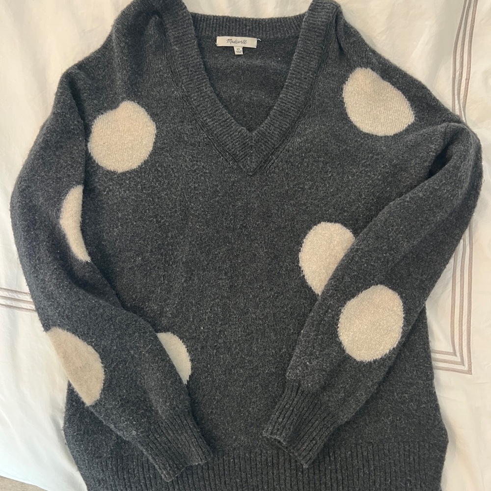 Madewell Charcoal V-Neck Sweater with Cream Circles